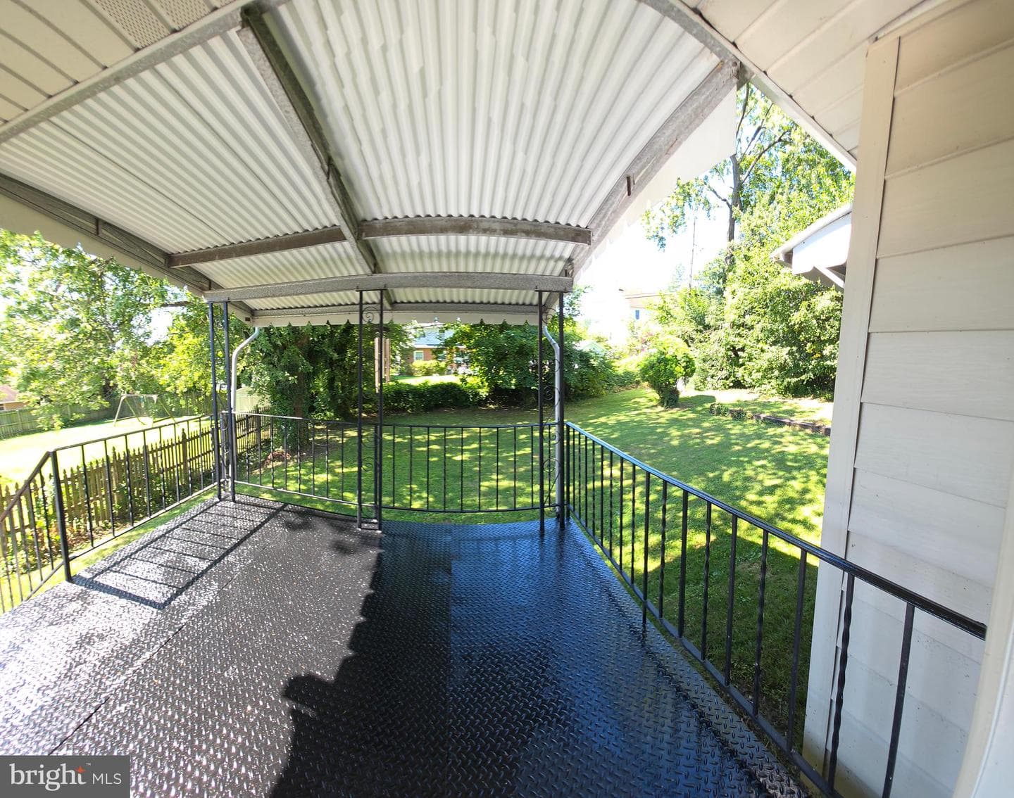 2819 Superior Avenue photo 21