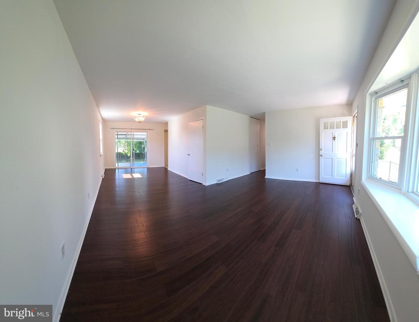 2819 Superior Avenue photo 23