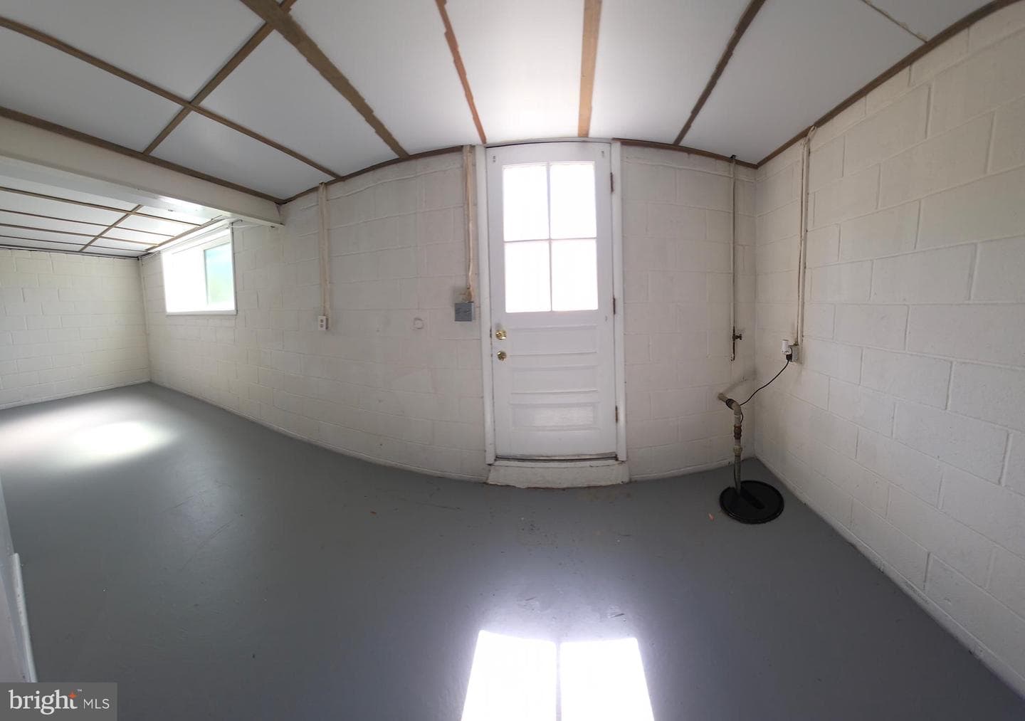 2819 Superior Avenue photo 35