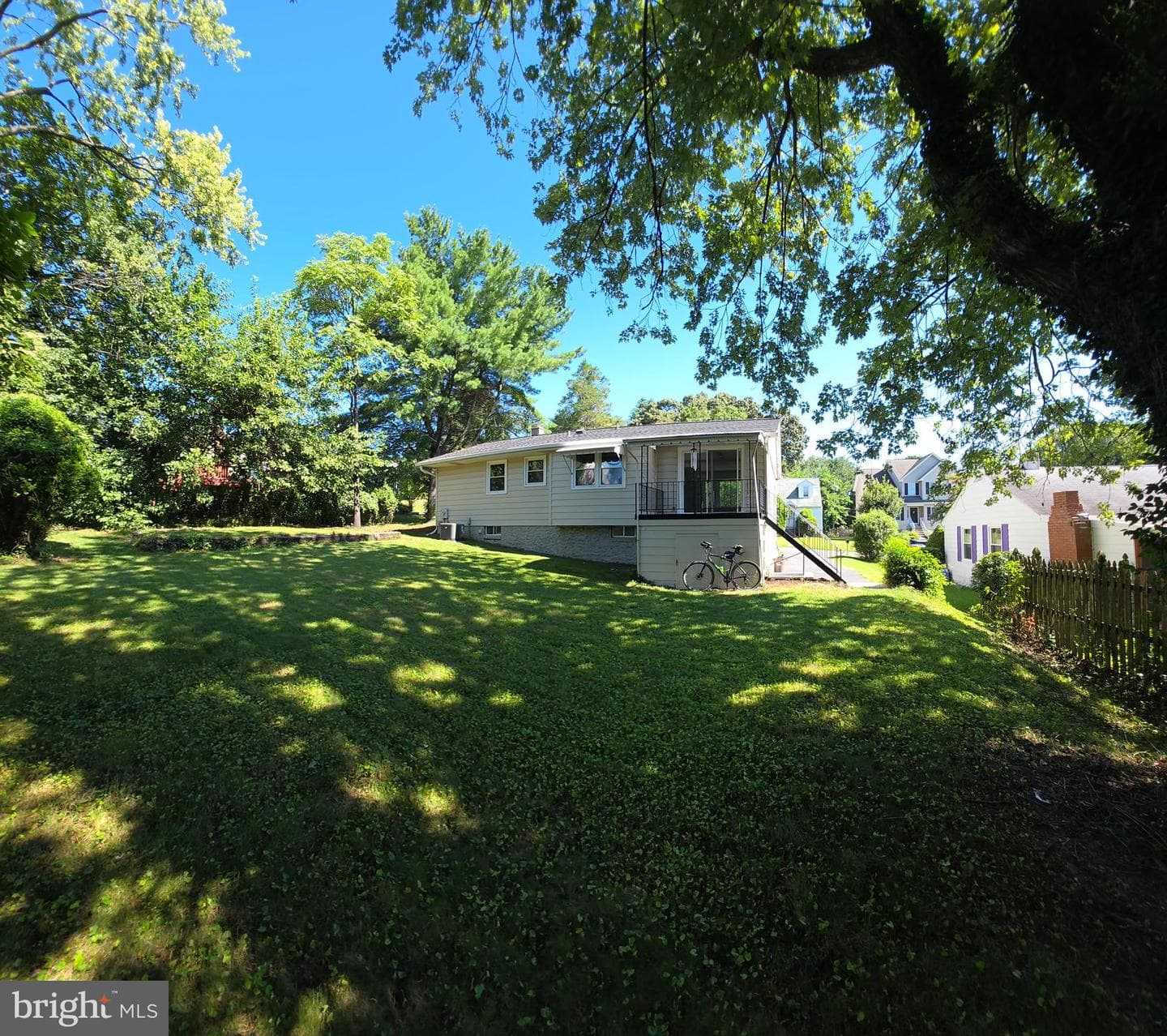 2819 Superior Avenue photo 9
