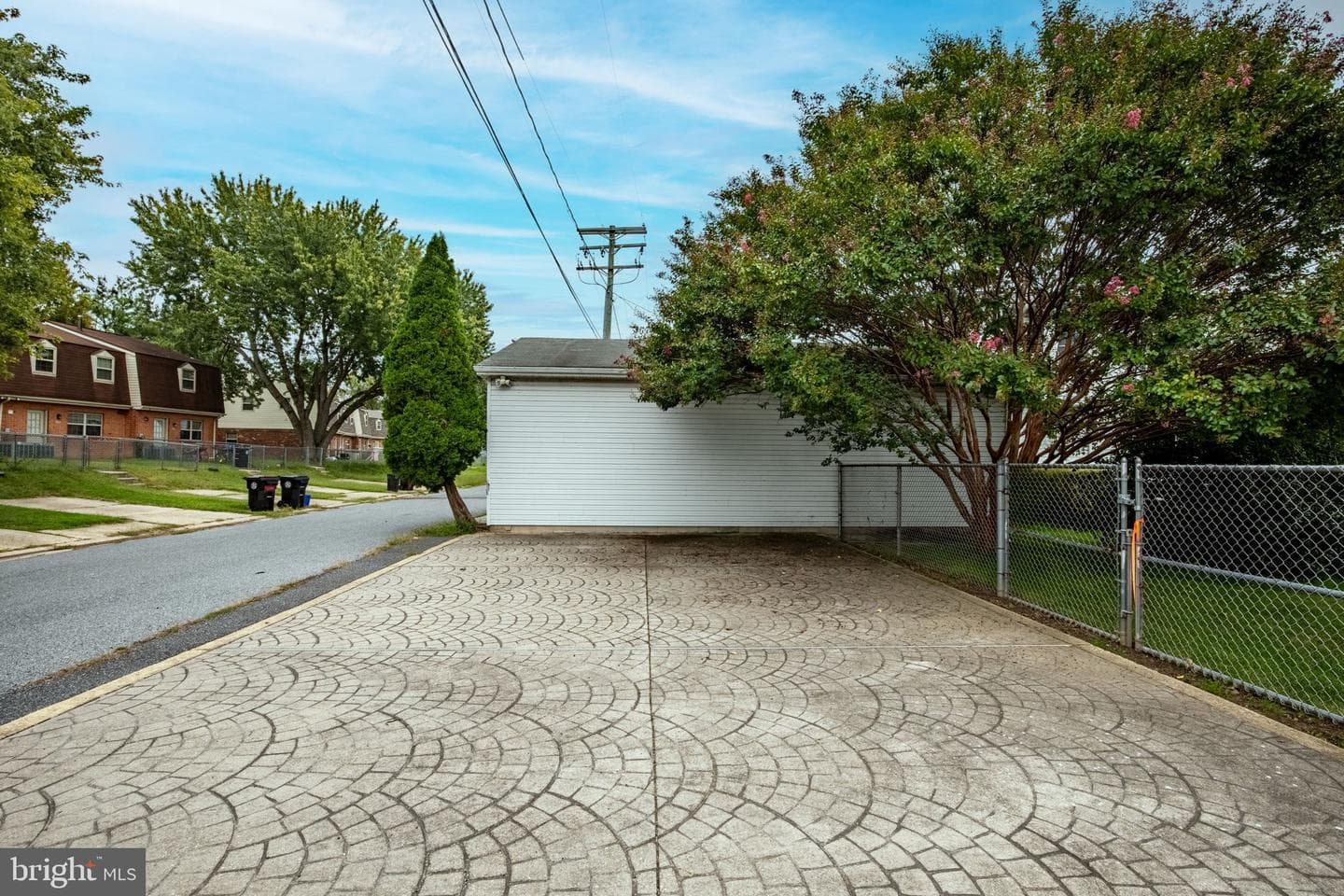 84 Kingston Park Lane photo 4