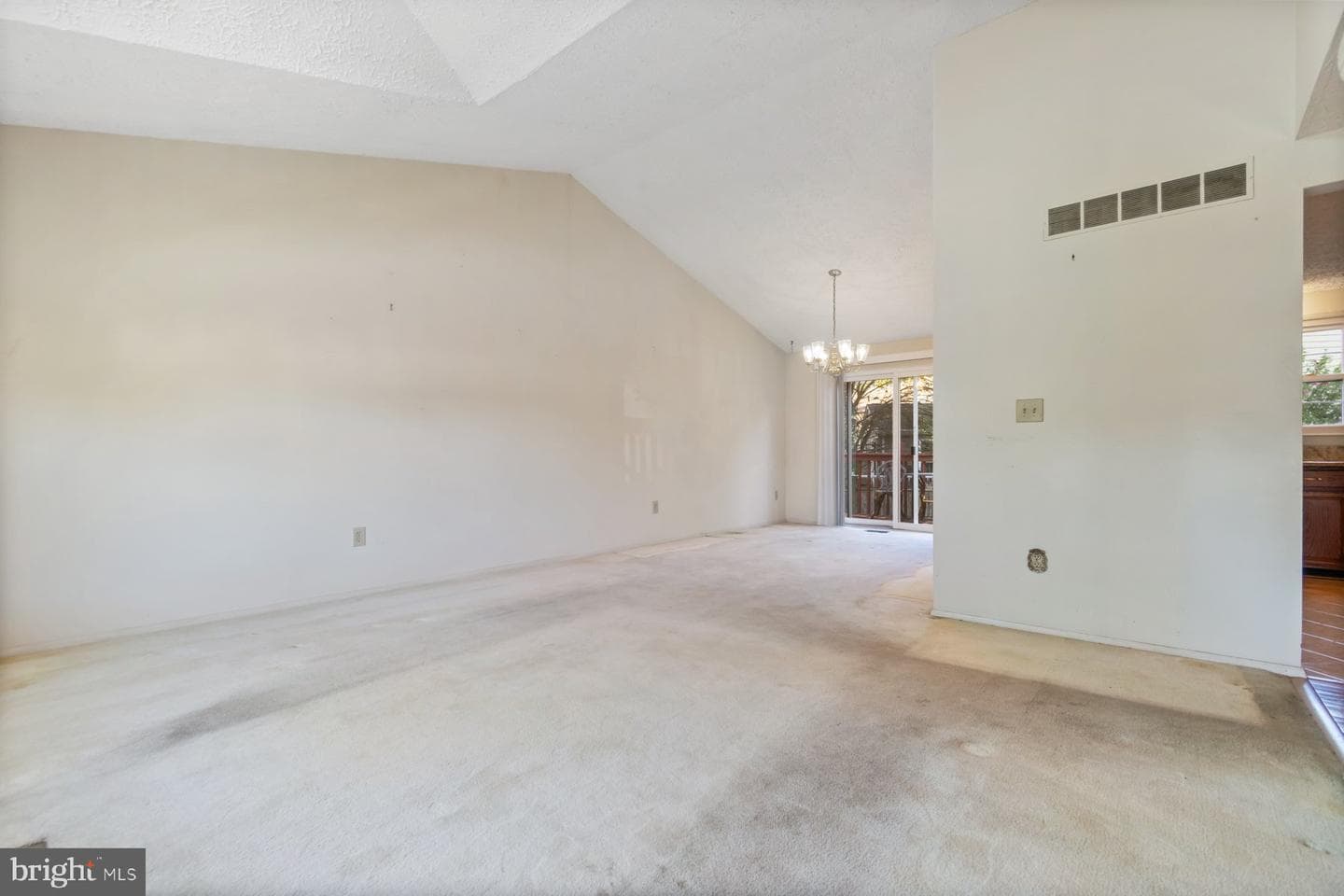1 Allspice Court photo 4
