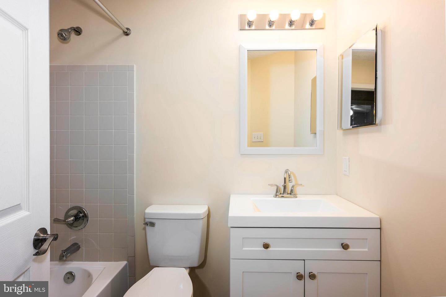 7811 Cornerstone Way photo 16