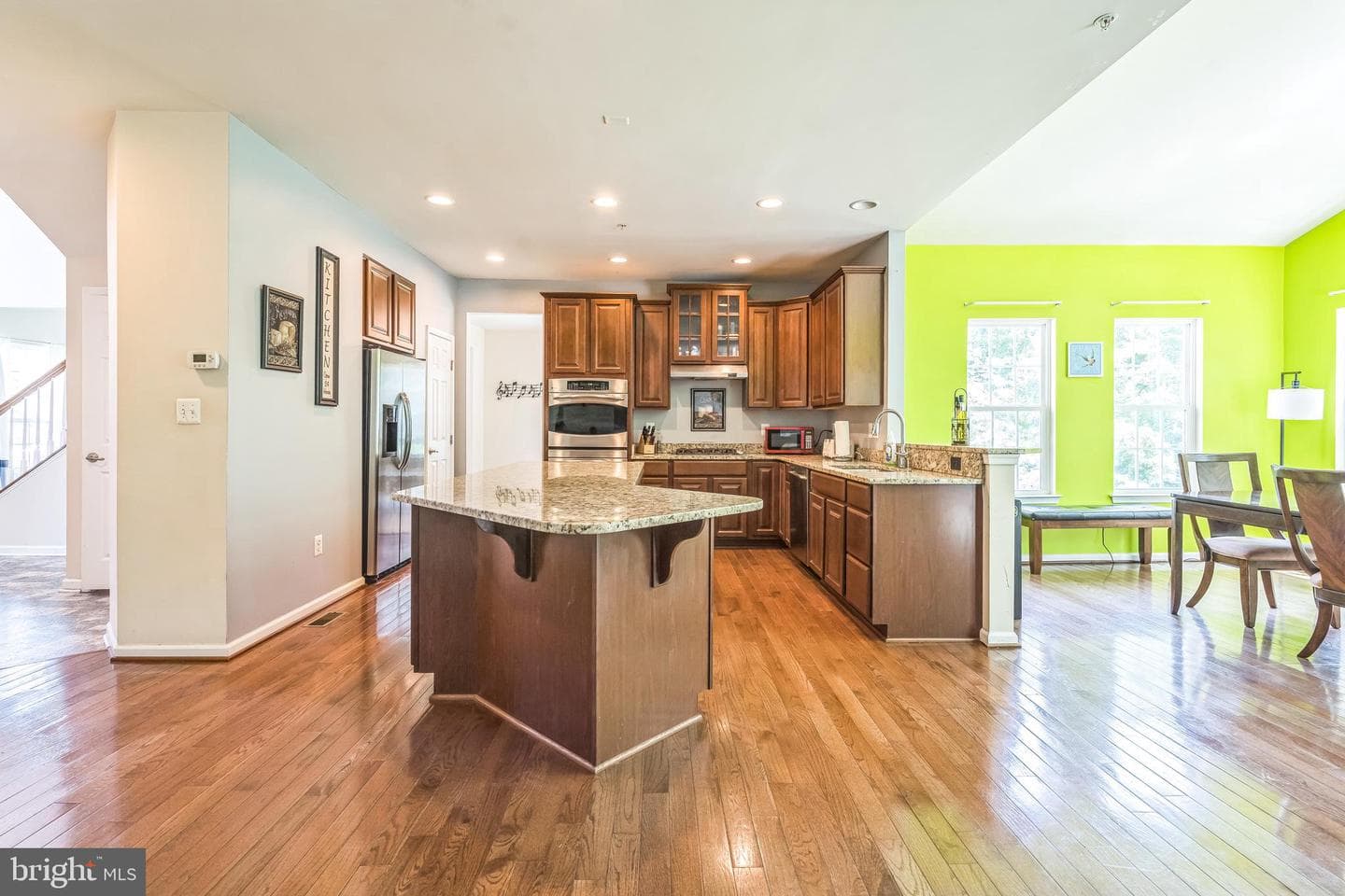 908 Gladway Road photo 11