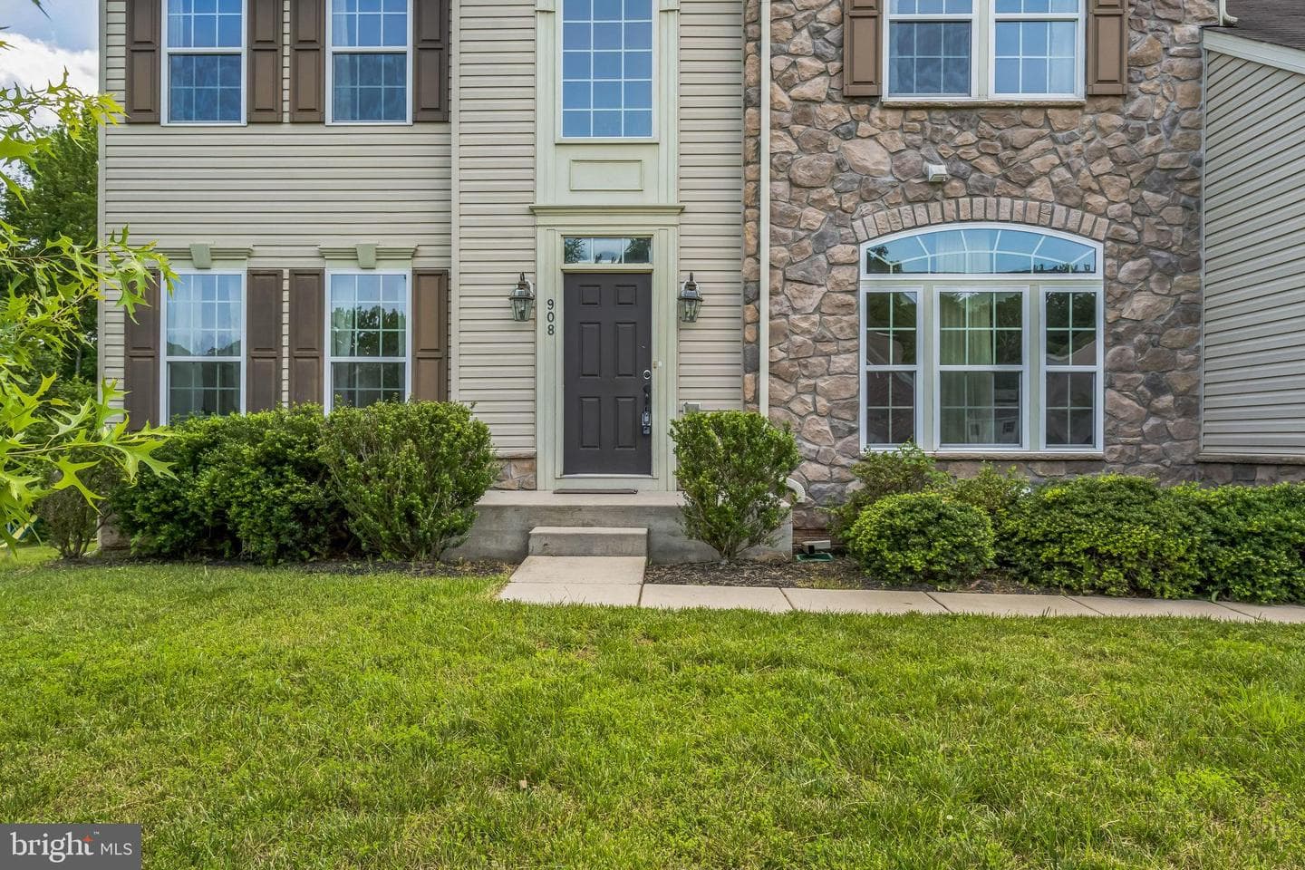 908 Gladway Road photo 3