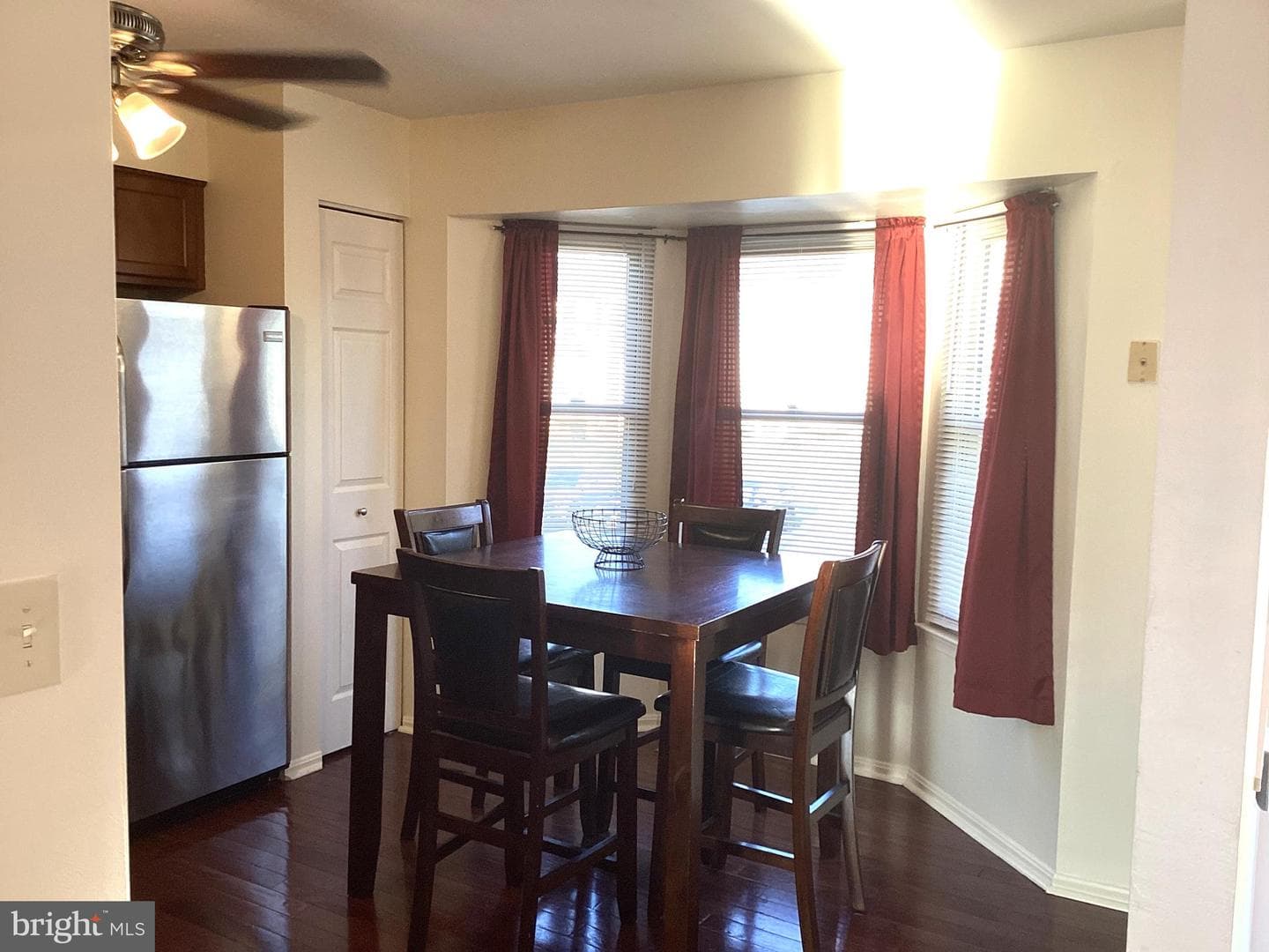 2134 Cedar Barn Way photo 5