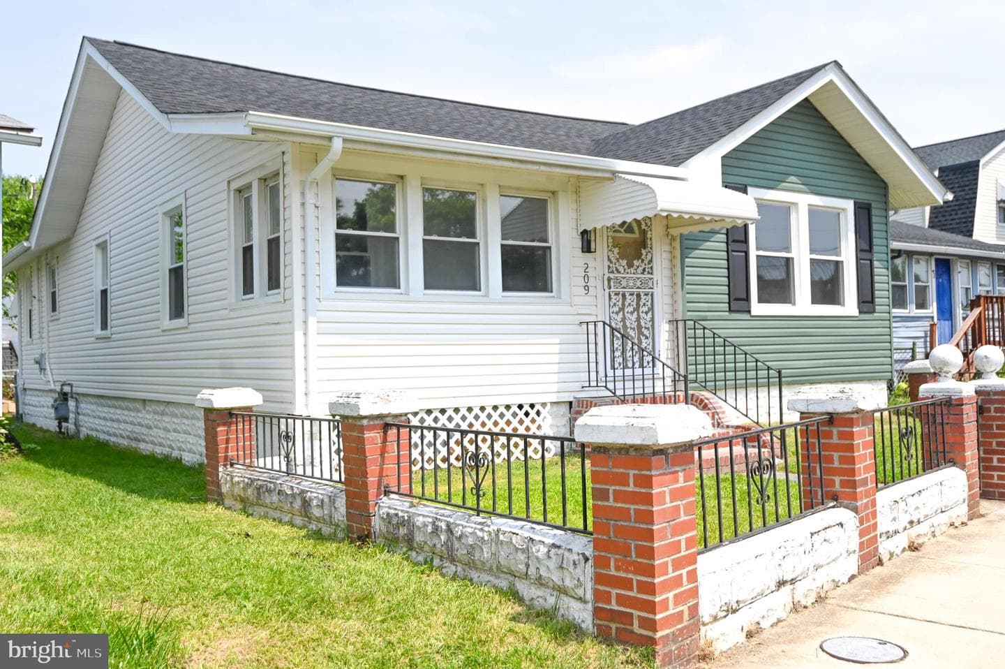209 Main Street photo 36