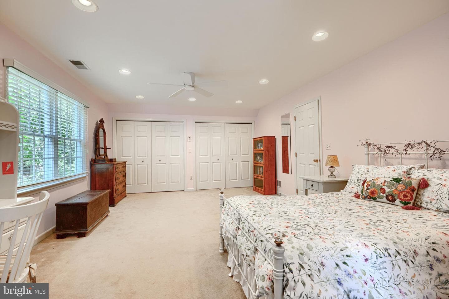 9 Kincaid Court photo 31