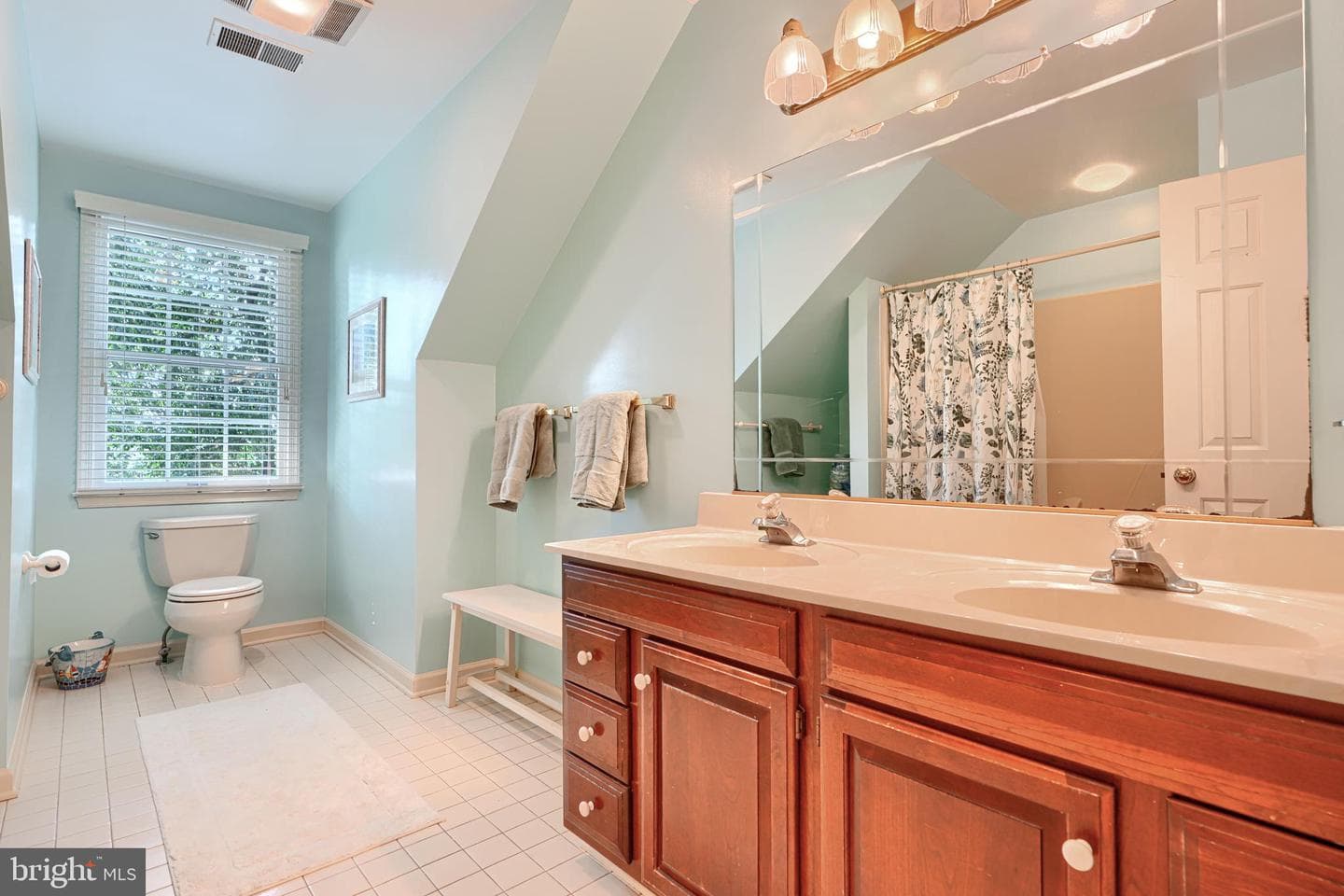 9 Kincaid Court photo 34