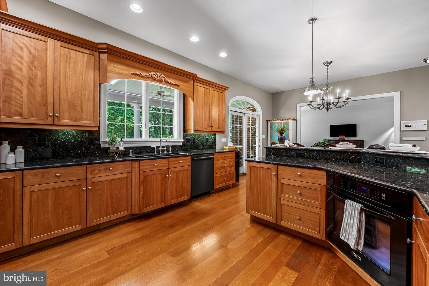 2214 Blue Mount Road photo 20