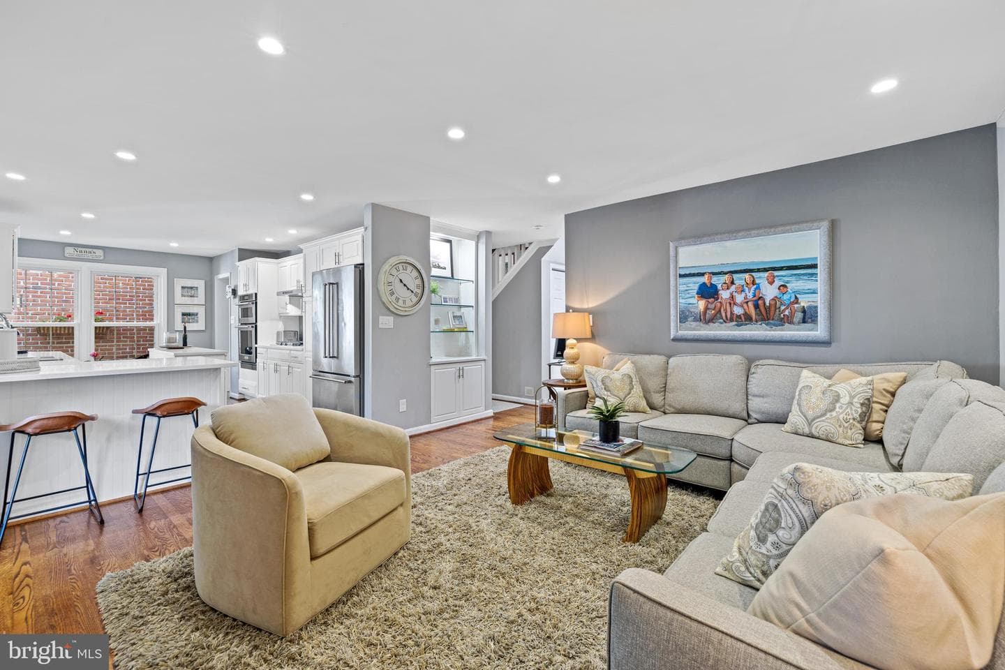 6 Nearfield Road photo 15