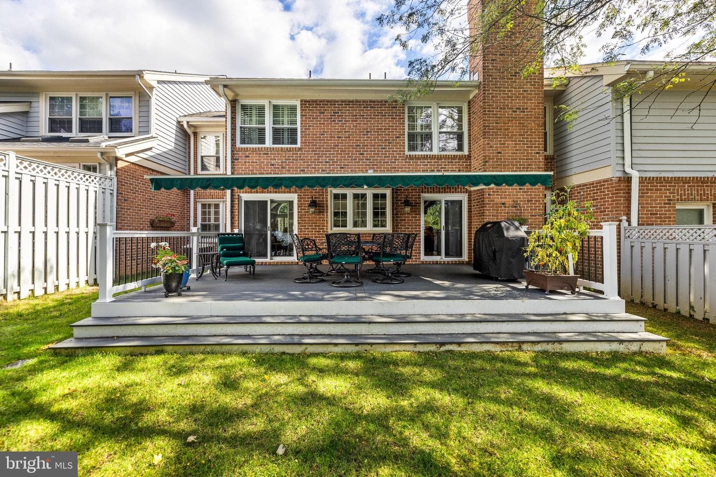 6 Nearfield Road photo 44