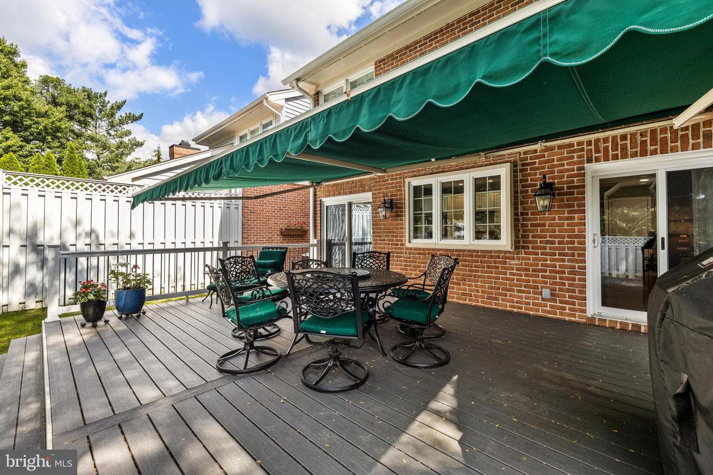 6 Nearfield Road photo 46