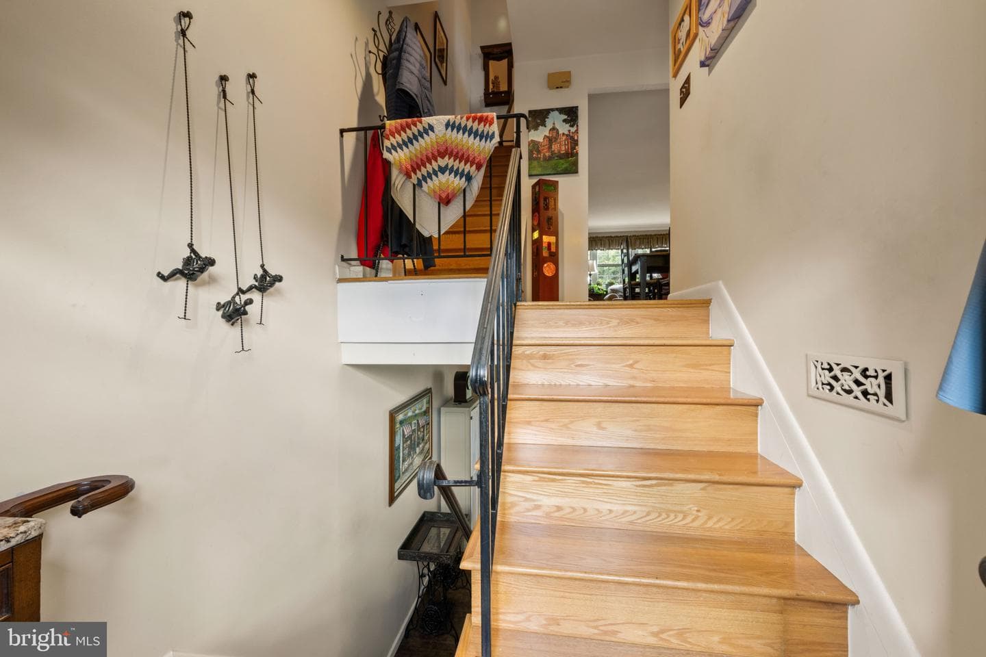 9 Theo Lane photo 12