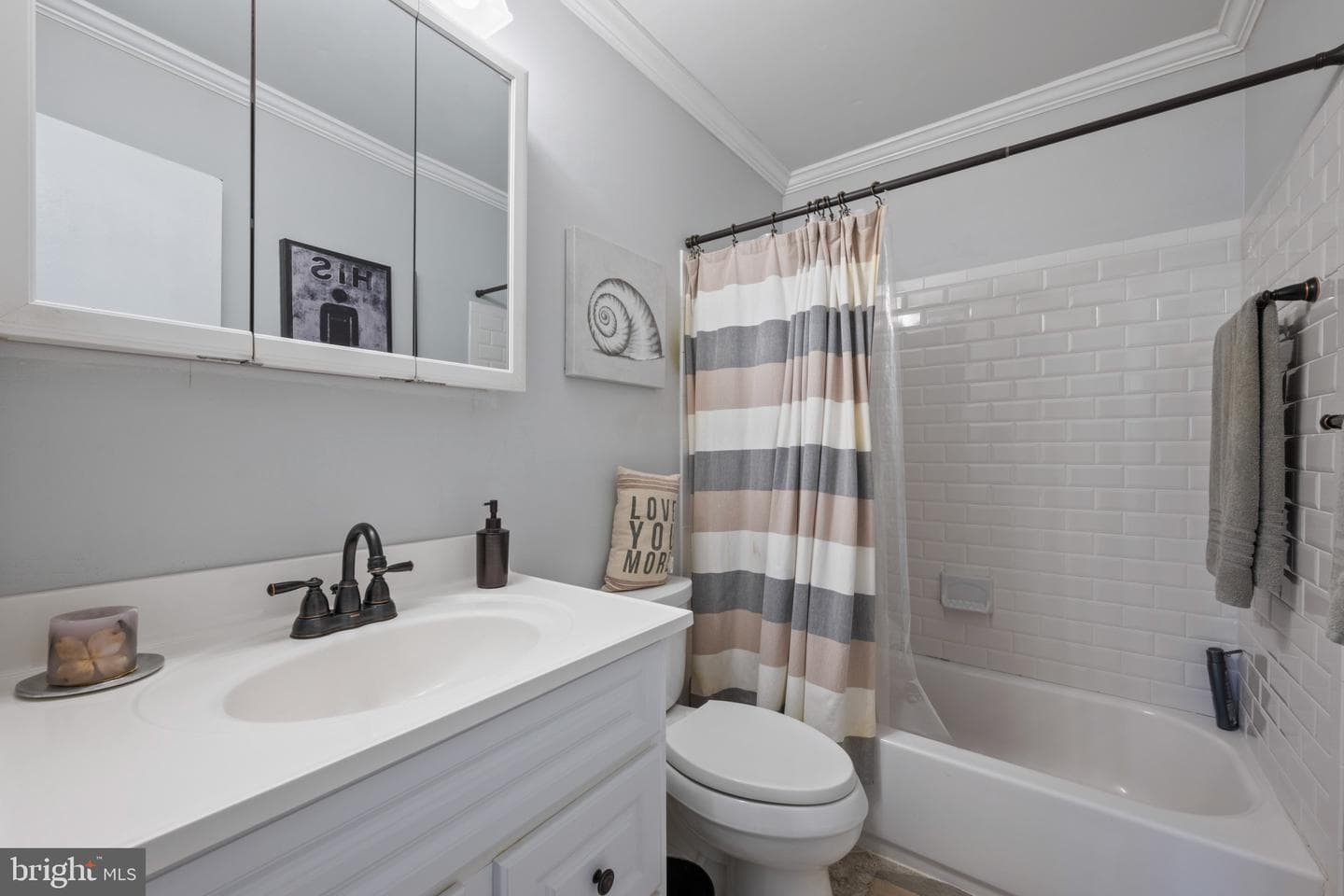 9 Theo Lane photo 14