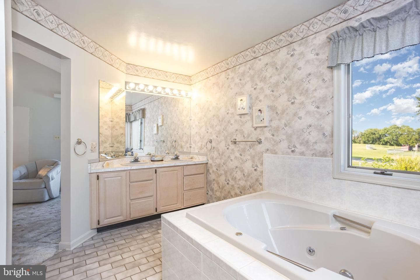 7252 Meadow Lane photo 20