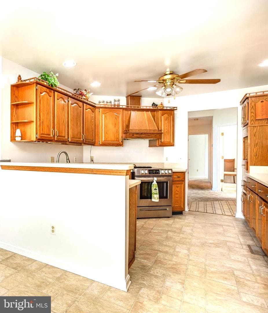 7252 Meadow Lane photo 8