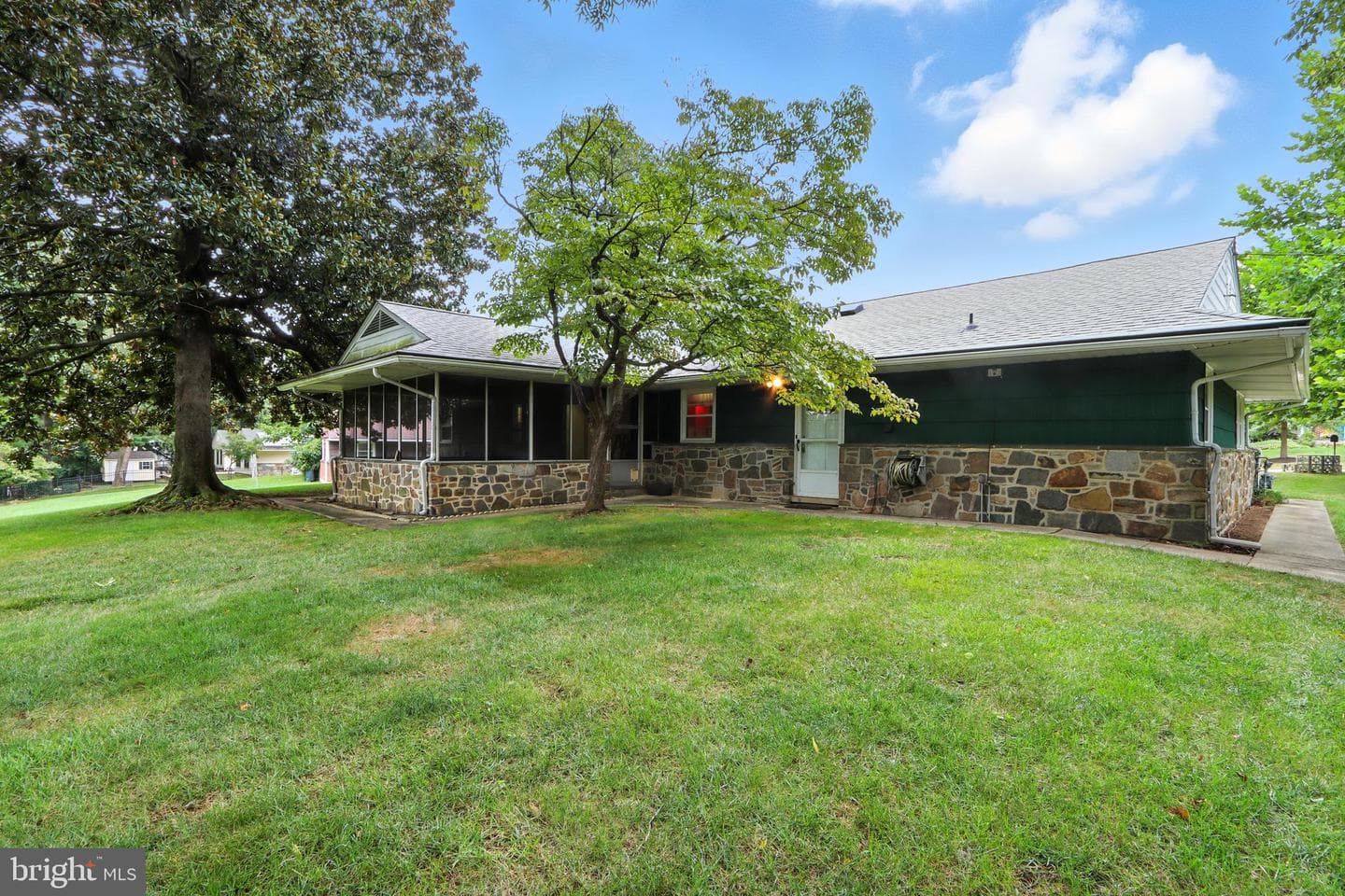919 Rambling Drive photo 34