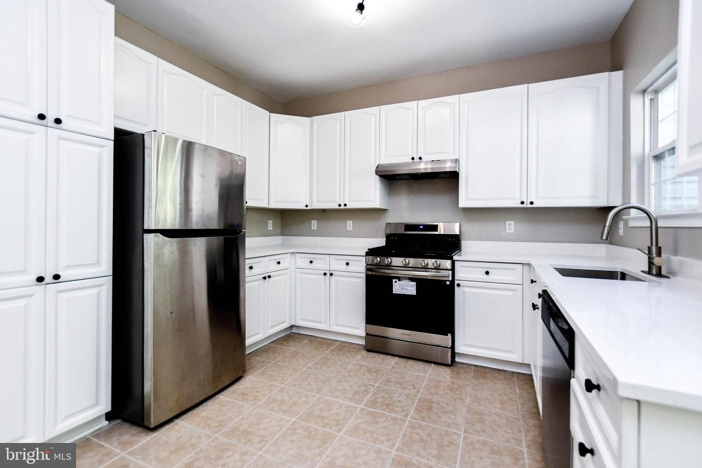 4308 Huntshire Road photo 3