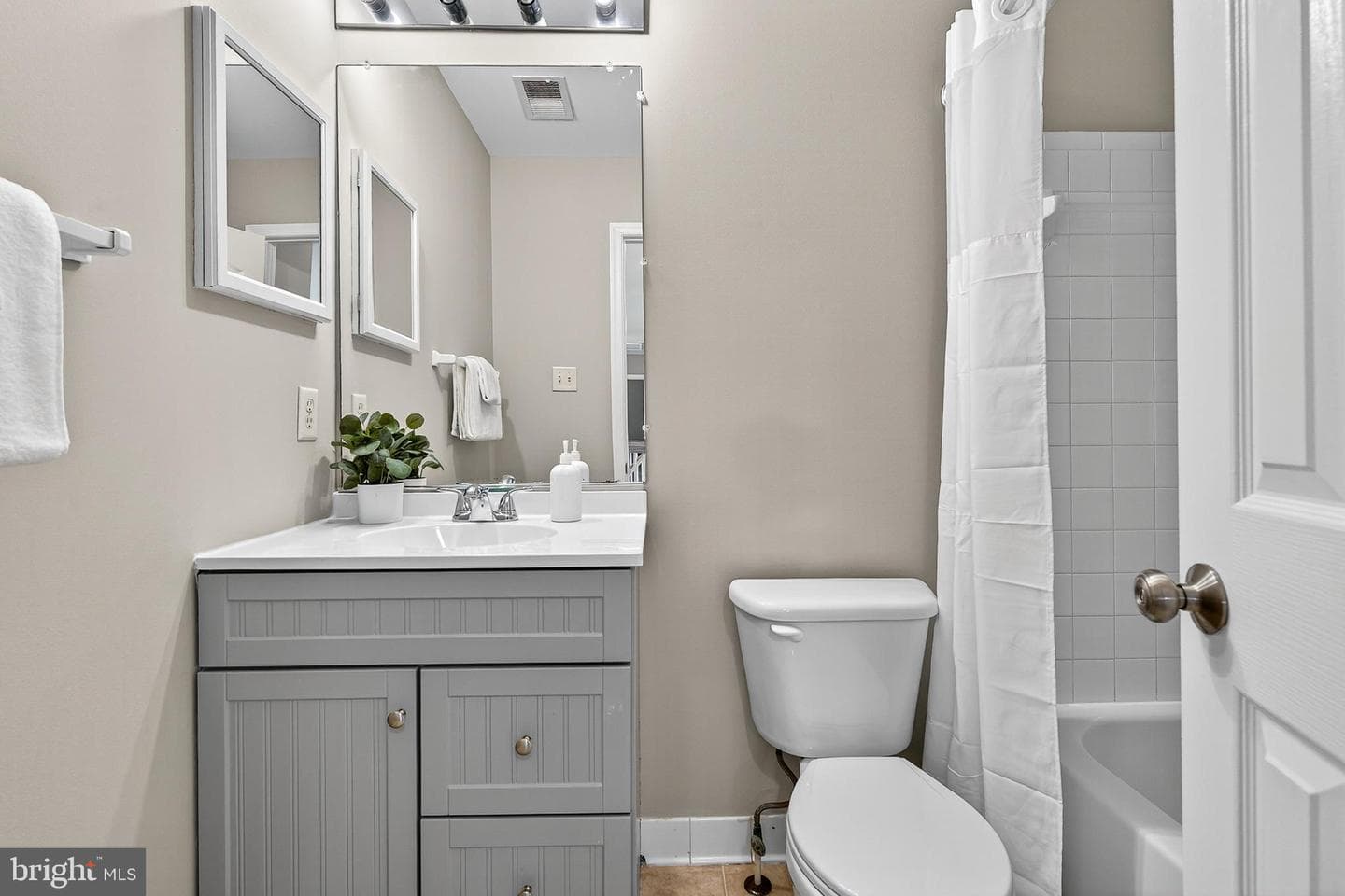 10105 Shaw Drive photo 22