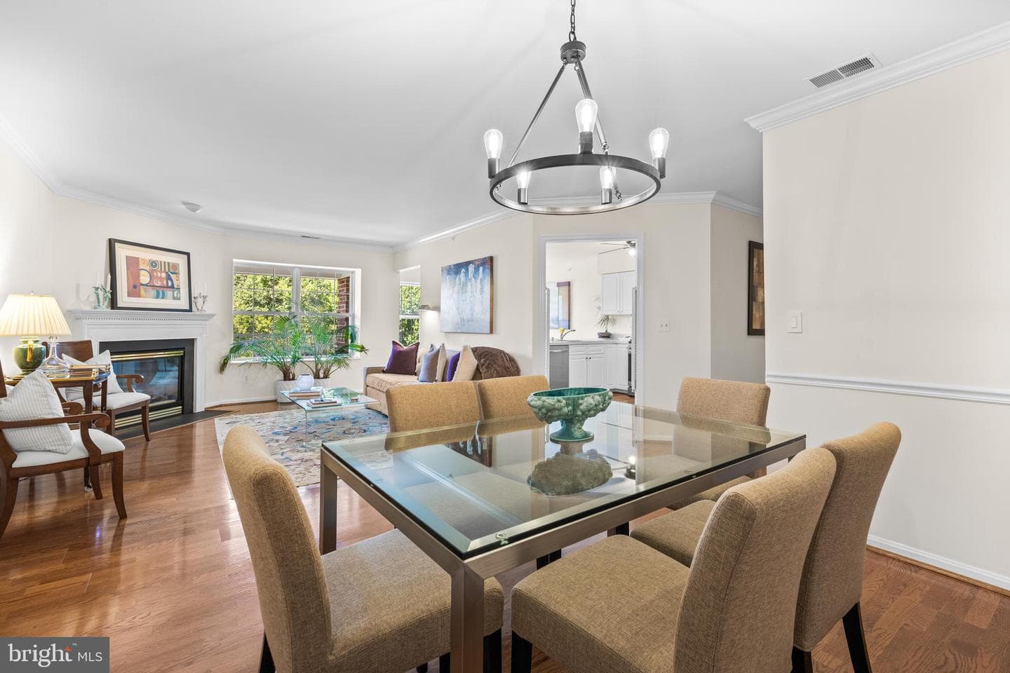 405 Plumbridge Court #404 photo 17