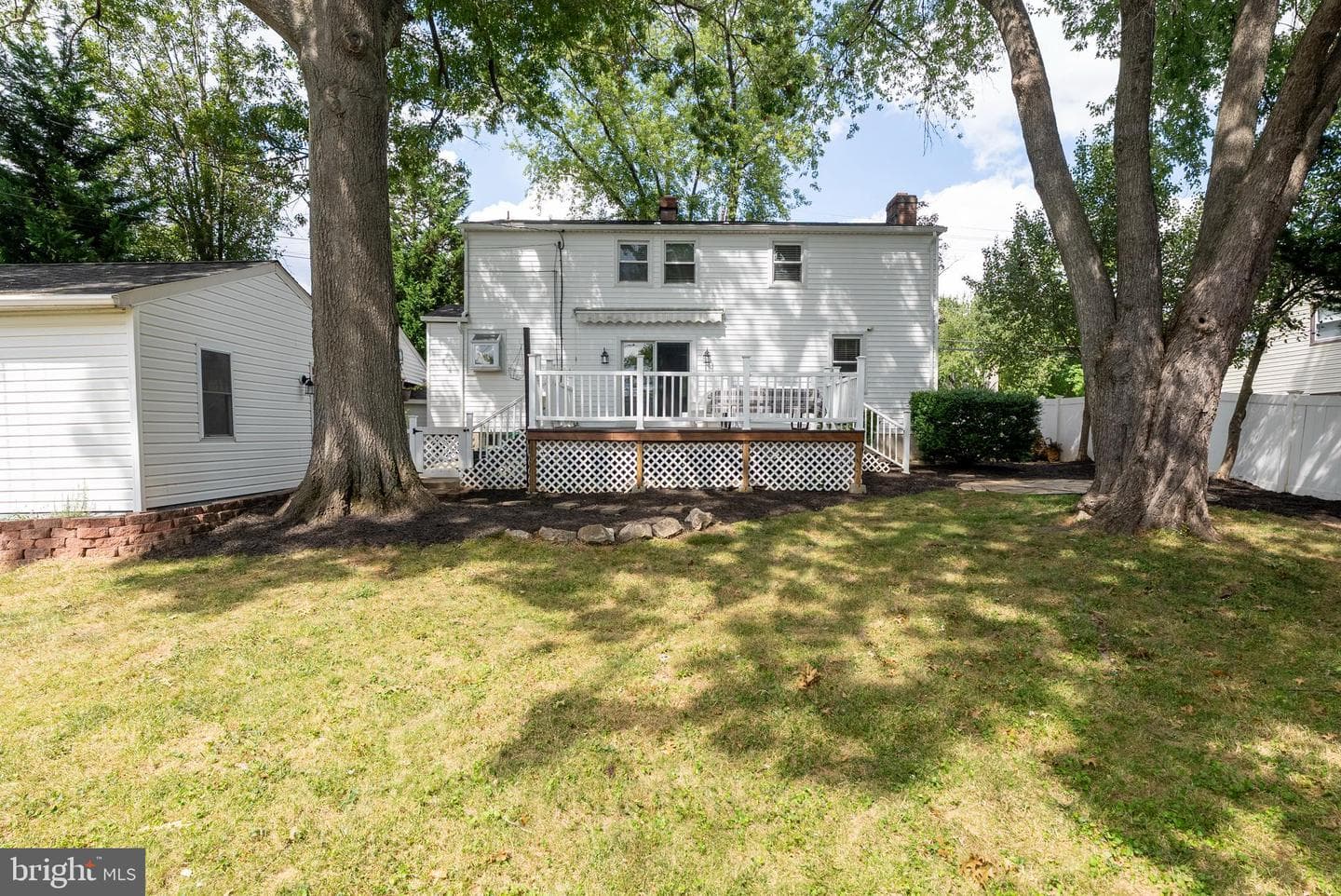 1011 W Seminary Avenue photo 45