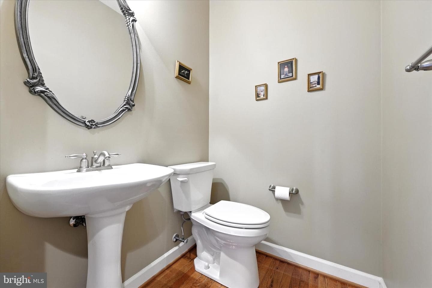 9804 Kerries Court photo 23