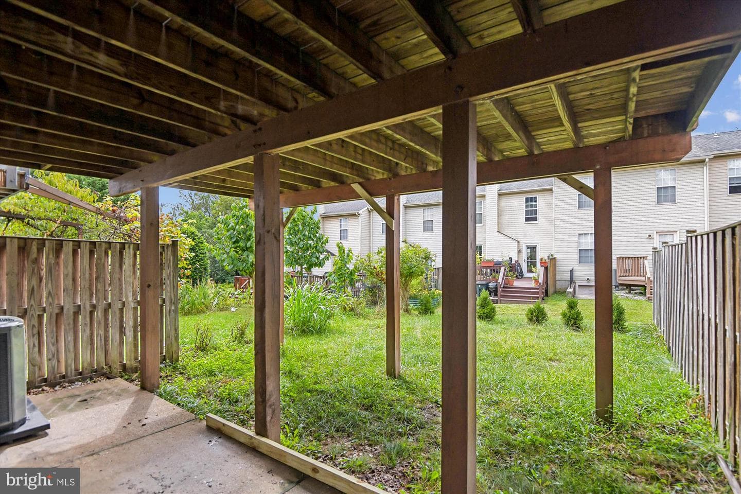 6 Deaven Court photo 29