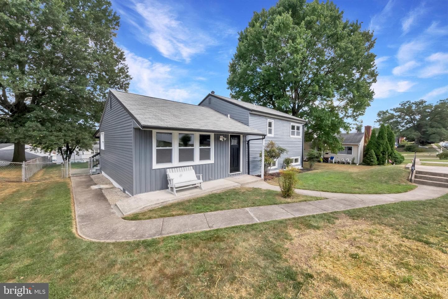 5821 Heron Drive photo 3