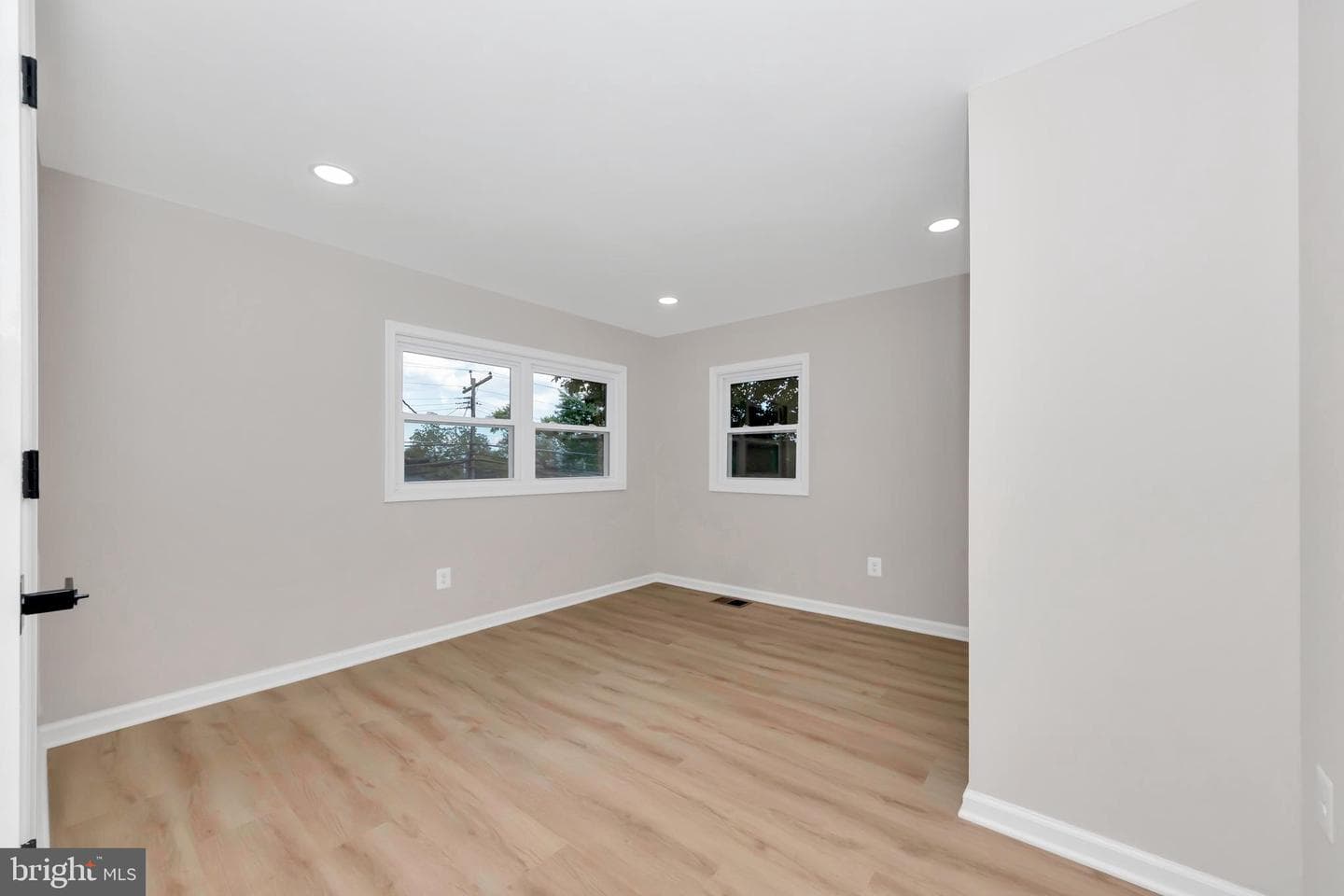 5821 Heron Drive photo 34