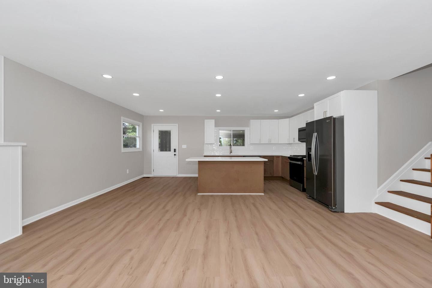 5821 Heron Drive photo 6