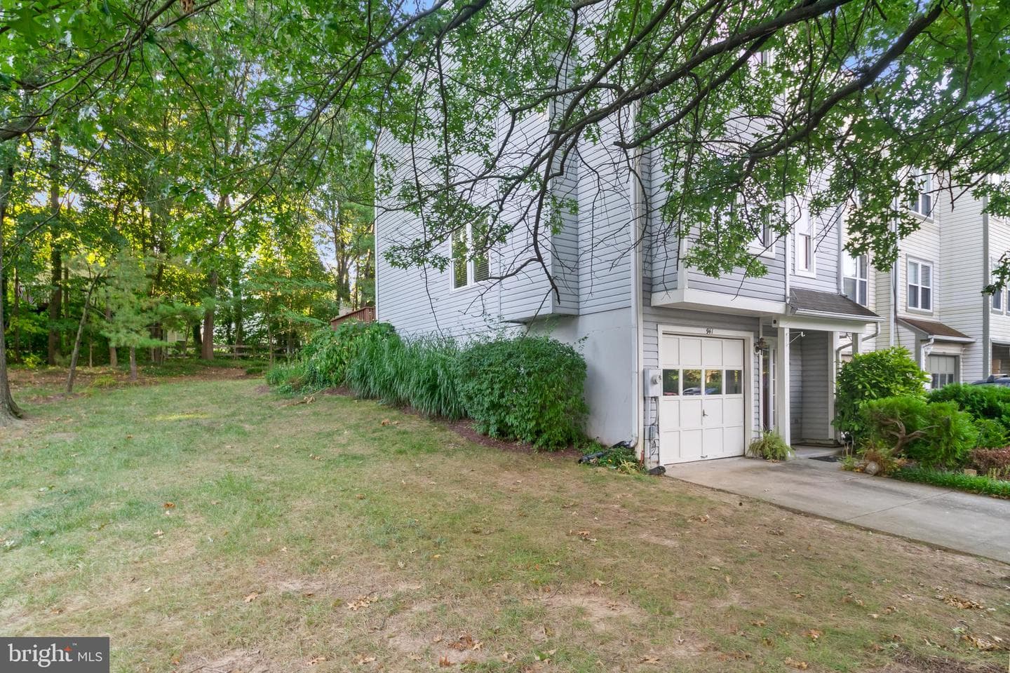 941 Oakmoor Drive #941 photo 2