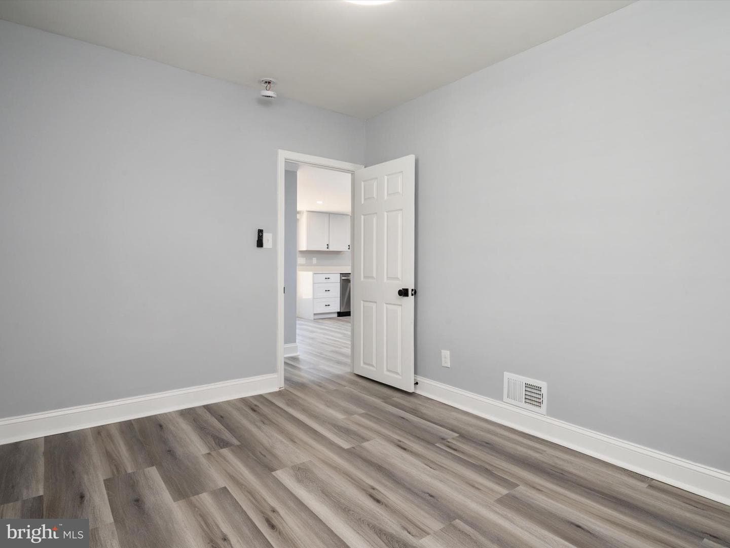 2613 Lynbrook Road photo 24