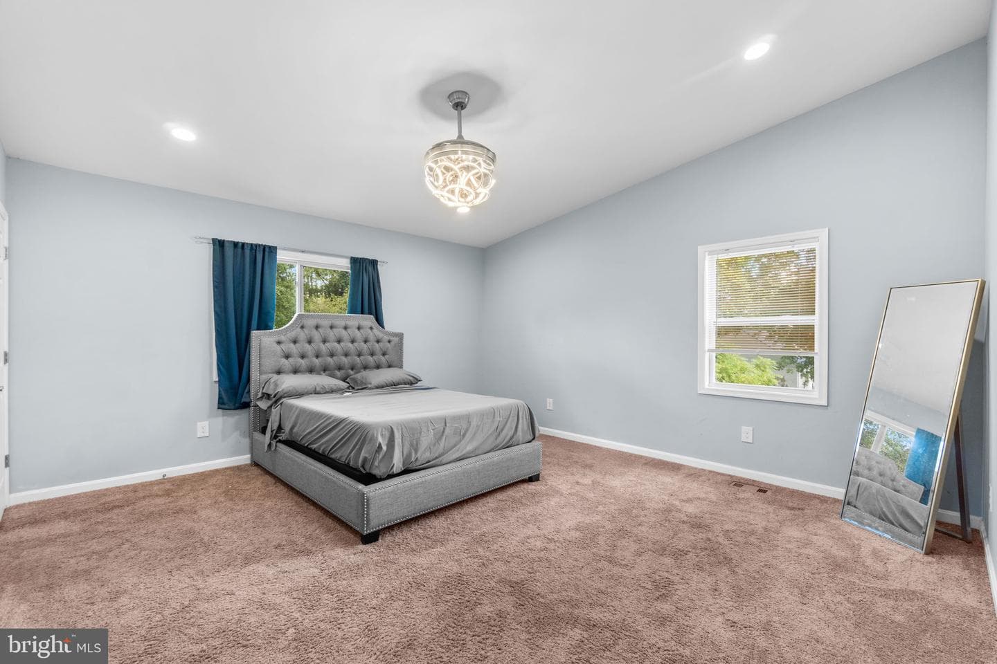 3418 Carroll Avenue photo 14