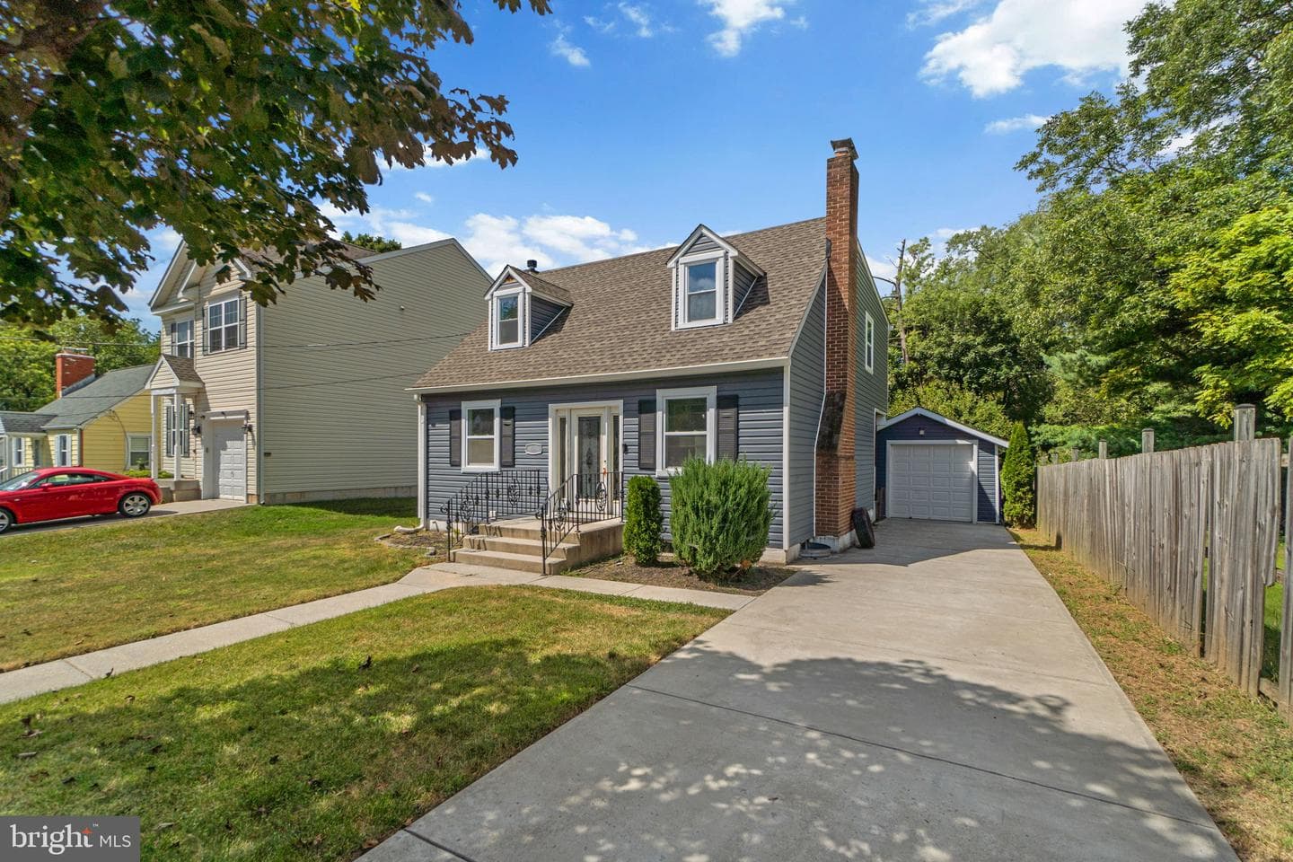 3418 Carroll Avenue photo 2