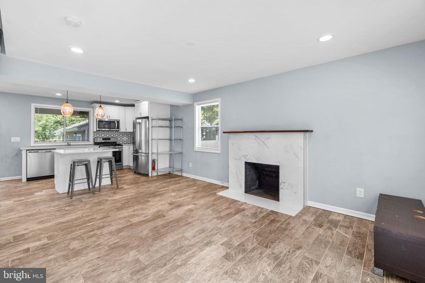 3418 Carroll Avenue photo 3
