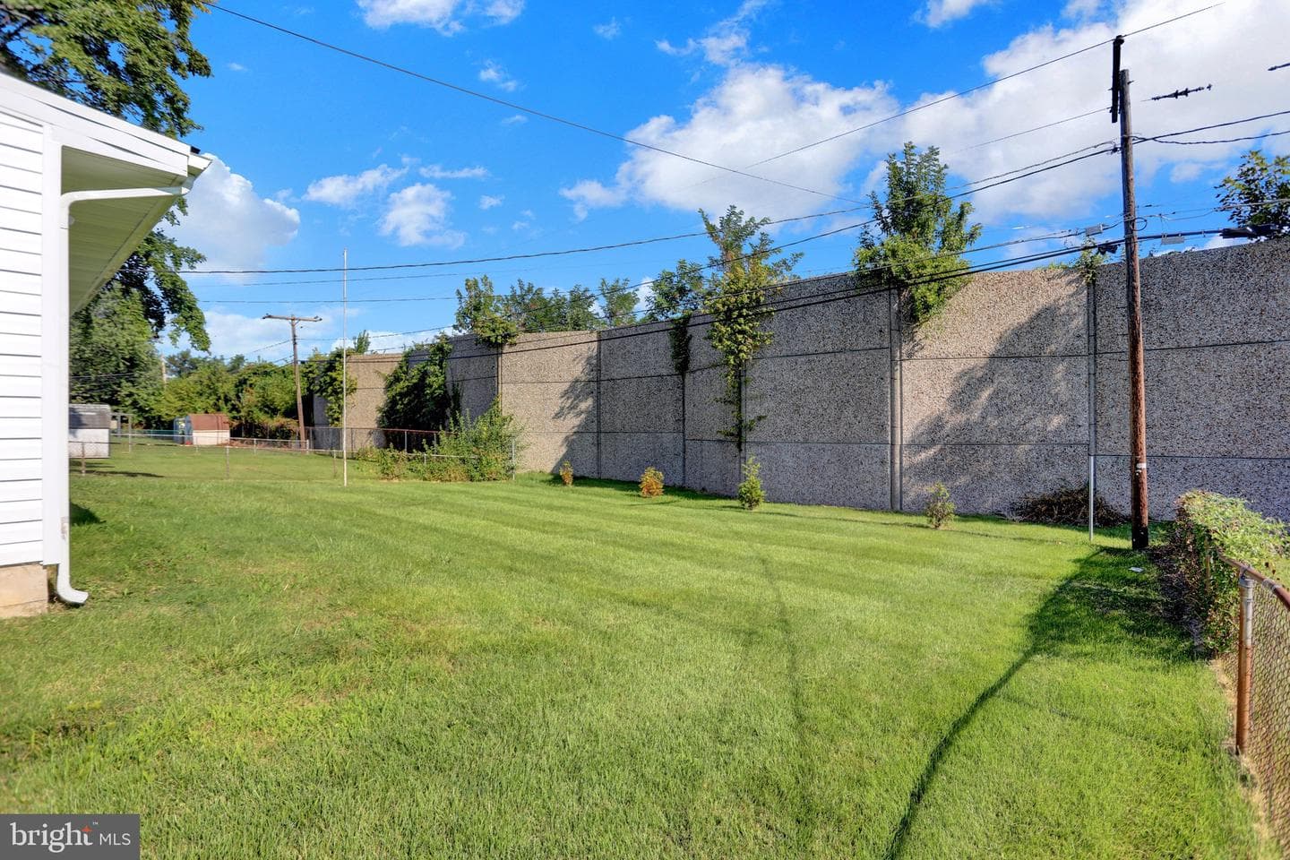 2608 Burridge Road photo 11