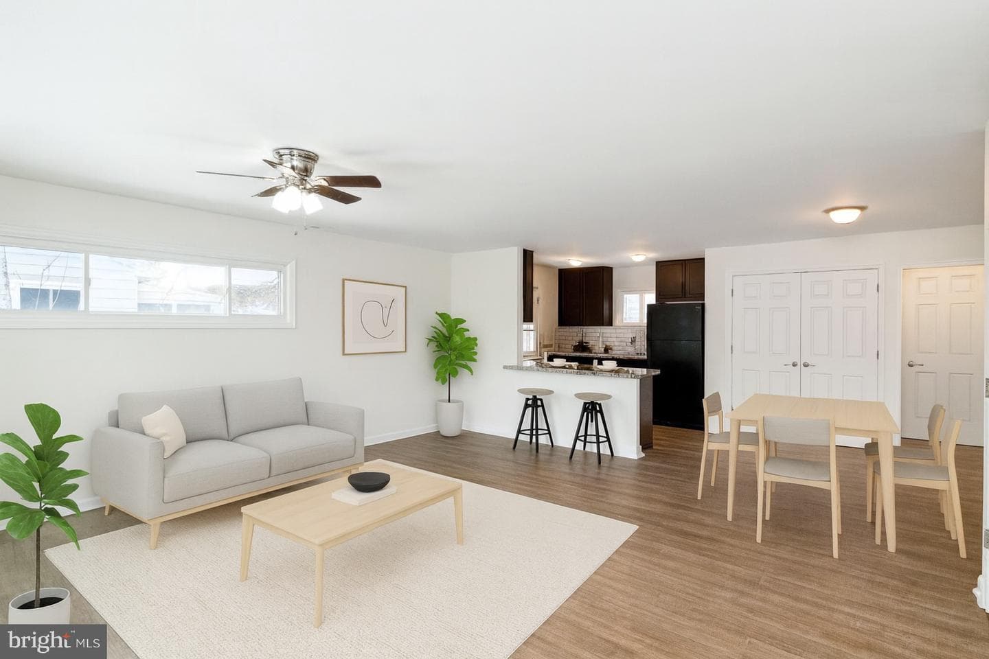 2608 Burridge Road photo 2