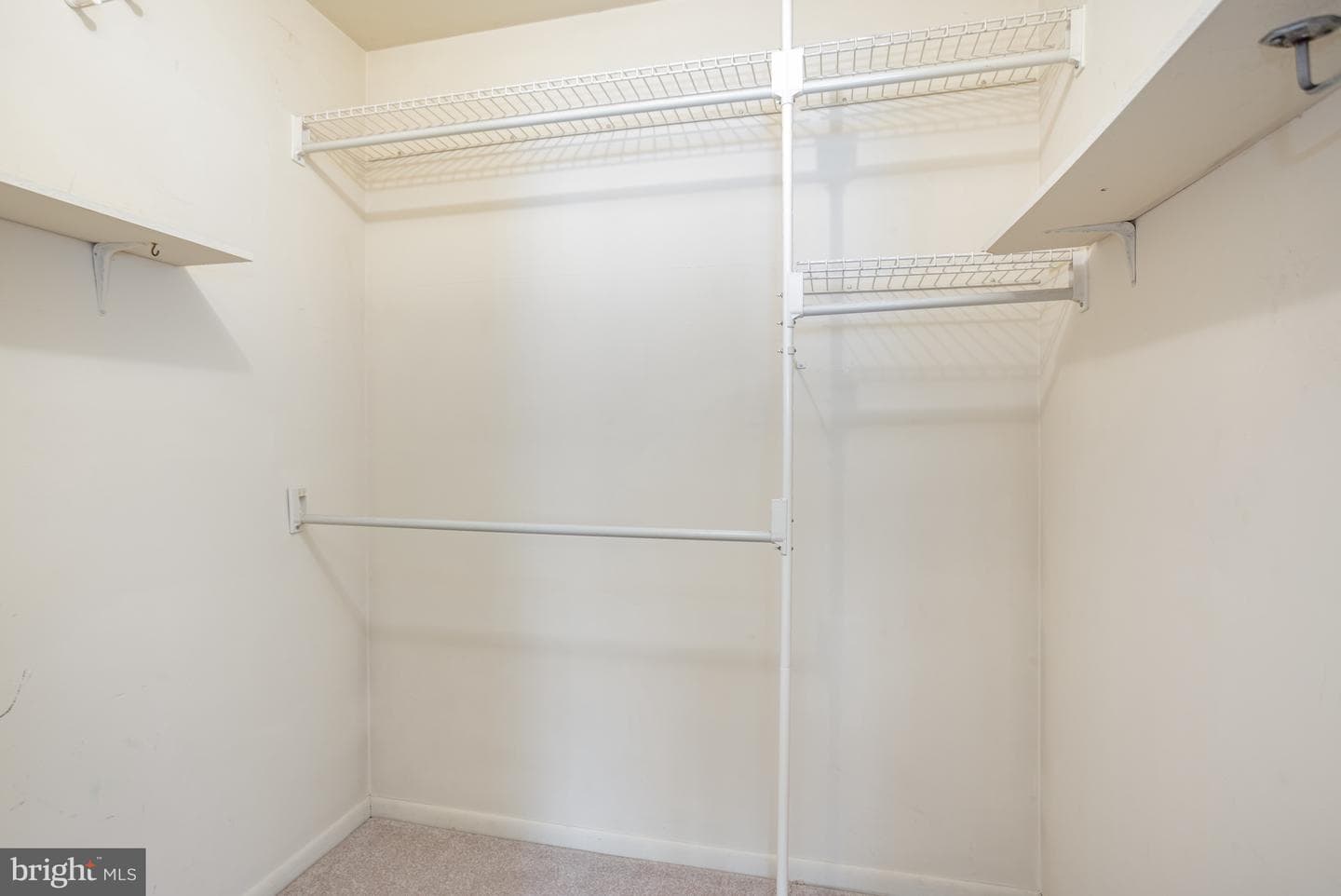5737 Mineral Avenue photo 25