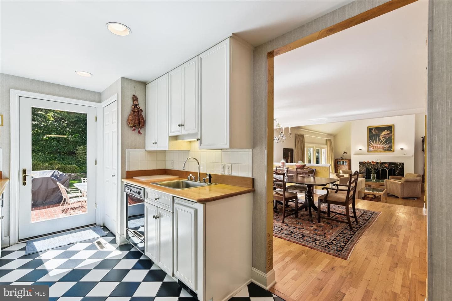 2020 Skyline Road photo 14