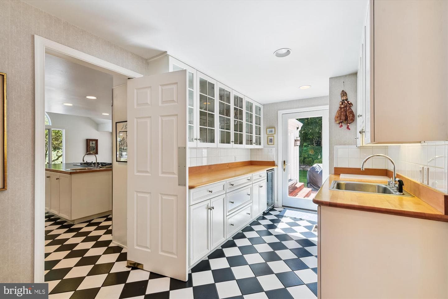 2020 Skyline Road photo 15