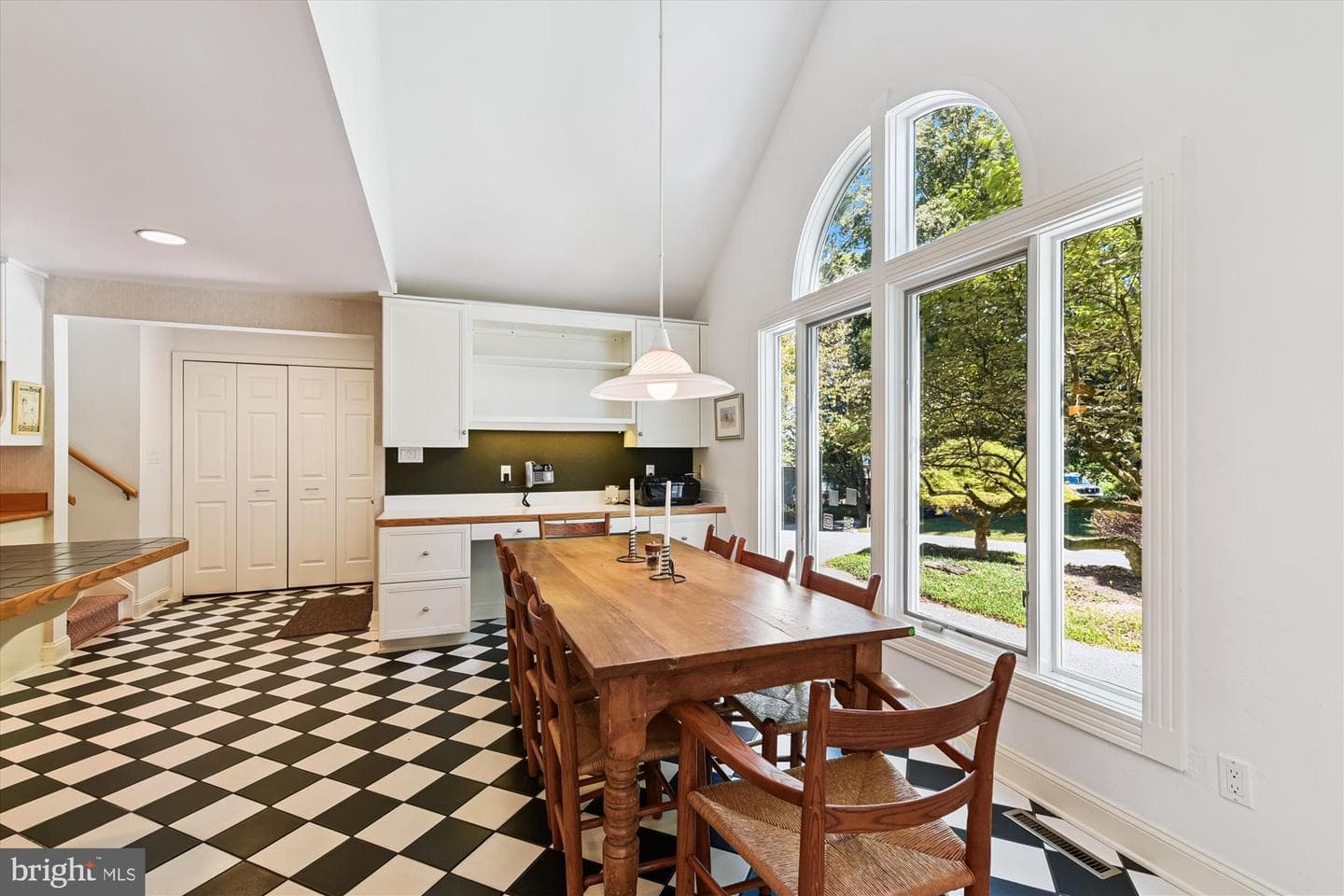 2020 Skyline Road photo 17