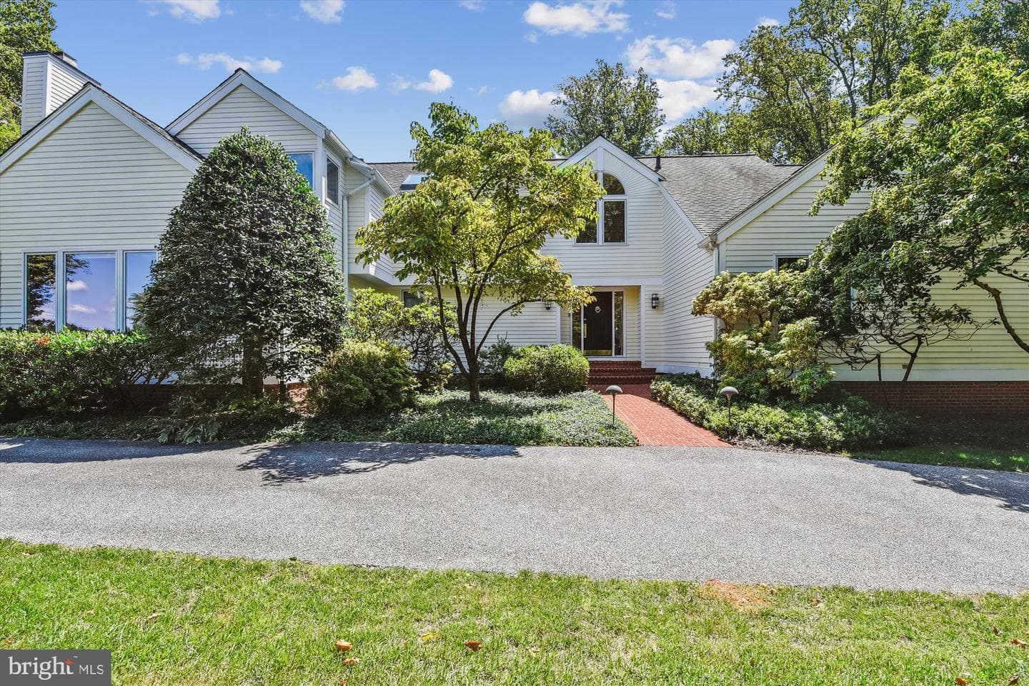 2020 Skyline Road photo 2