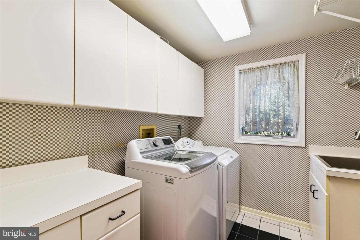 2020 Skyline Road photo 27