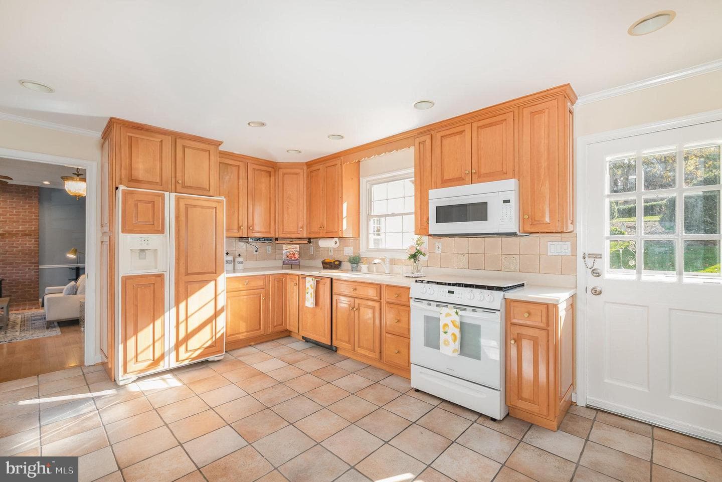 233 W Timonium photo 25