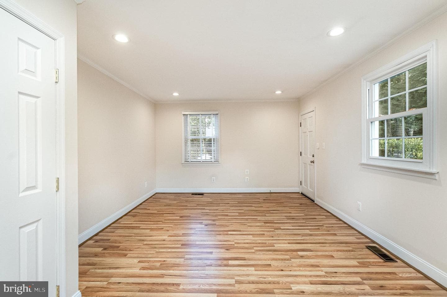 233 W Timonium photo 29