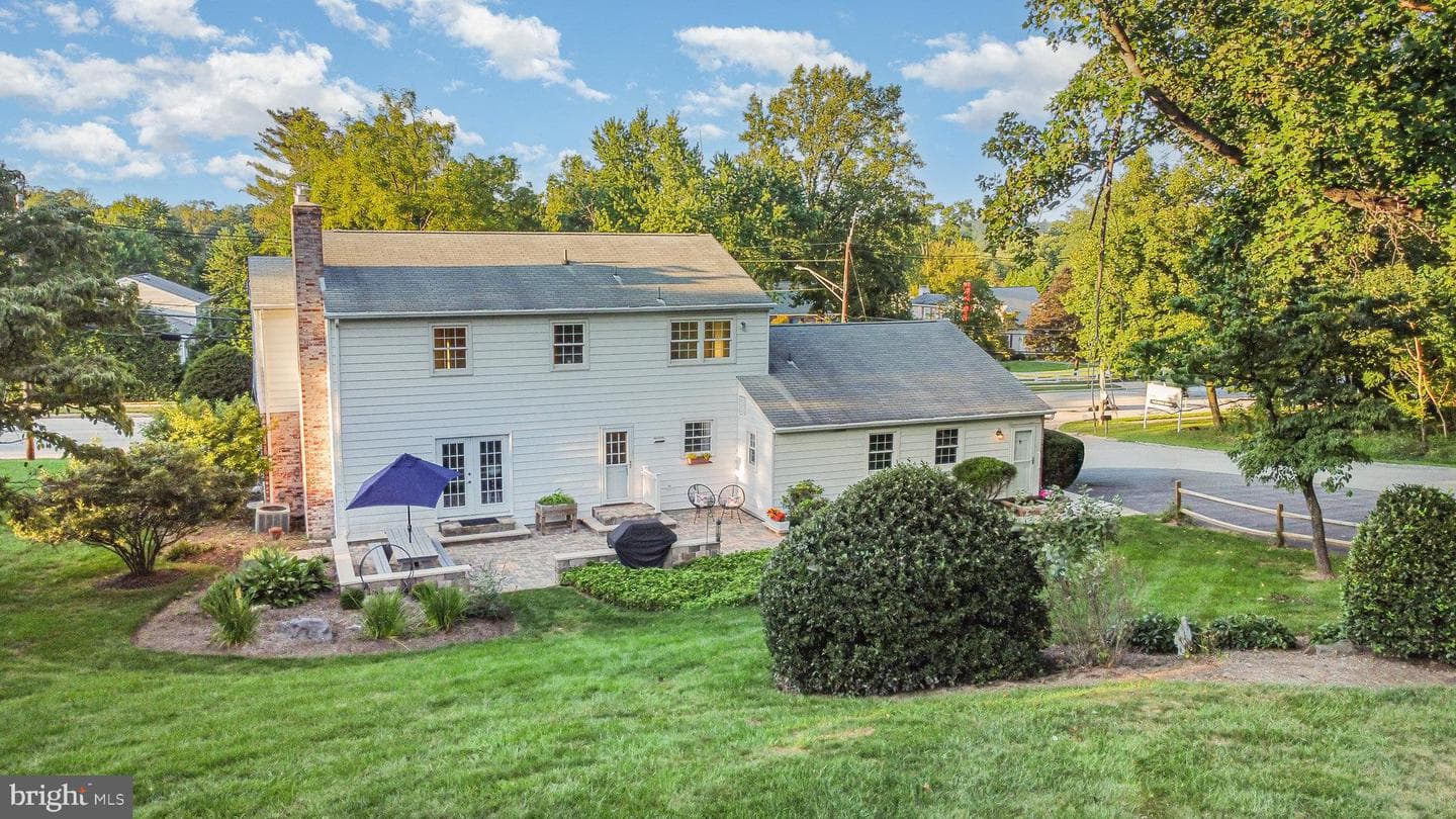 233 W Timonium photo 44