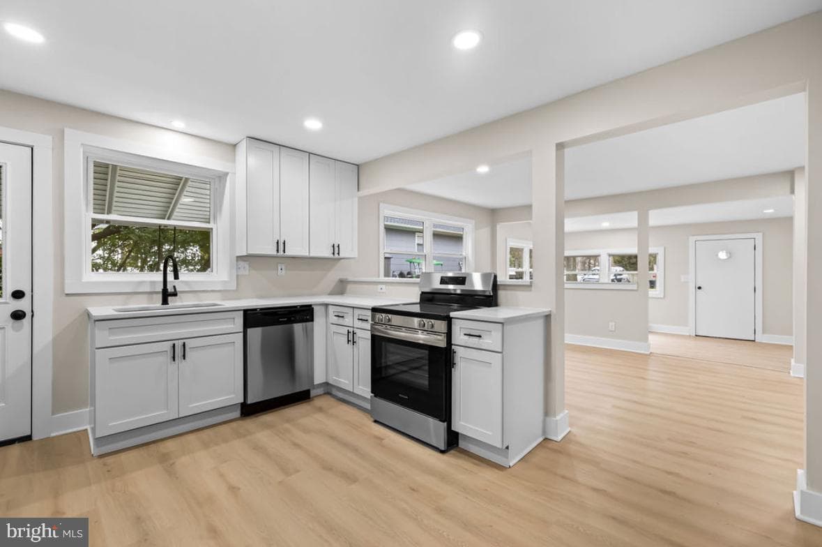 203 Oak Avenue photo 31
