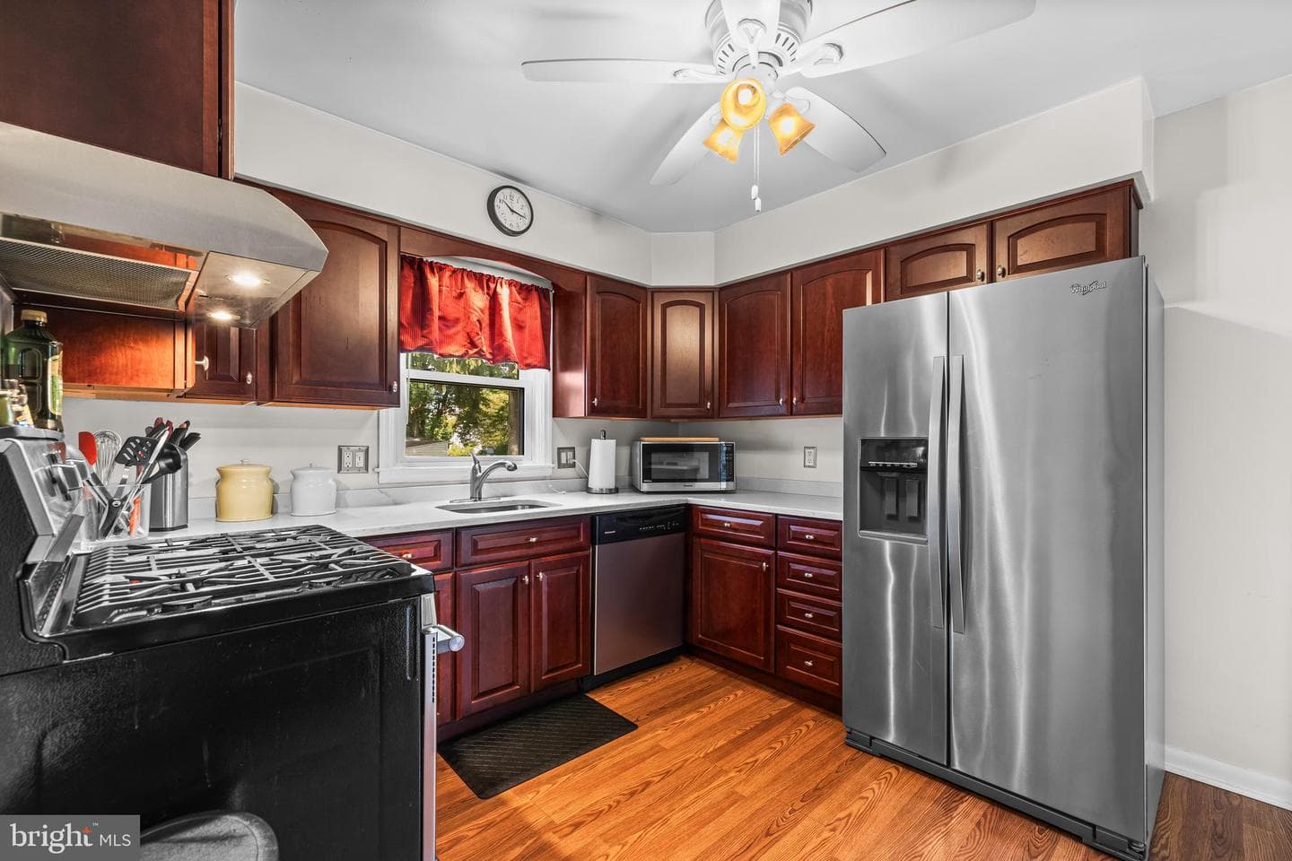 10308 Greenside Drive photo 9