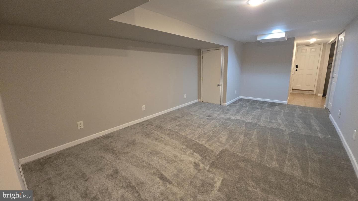 958 Arncliffe Road photo 28